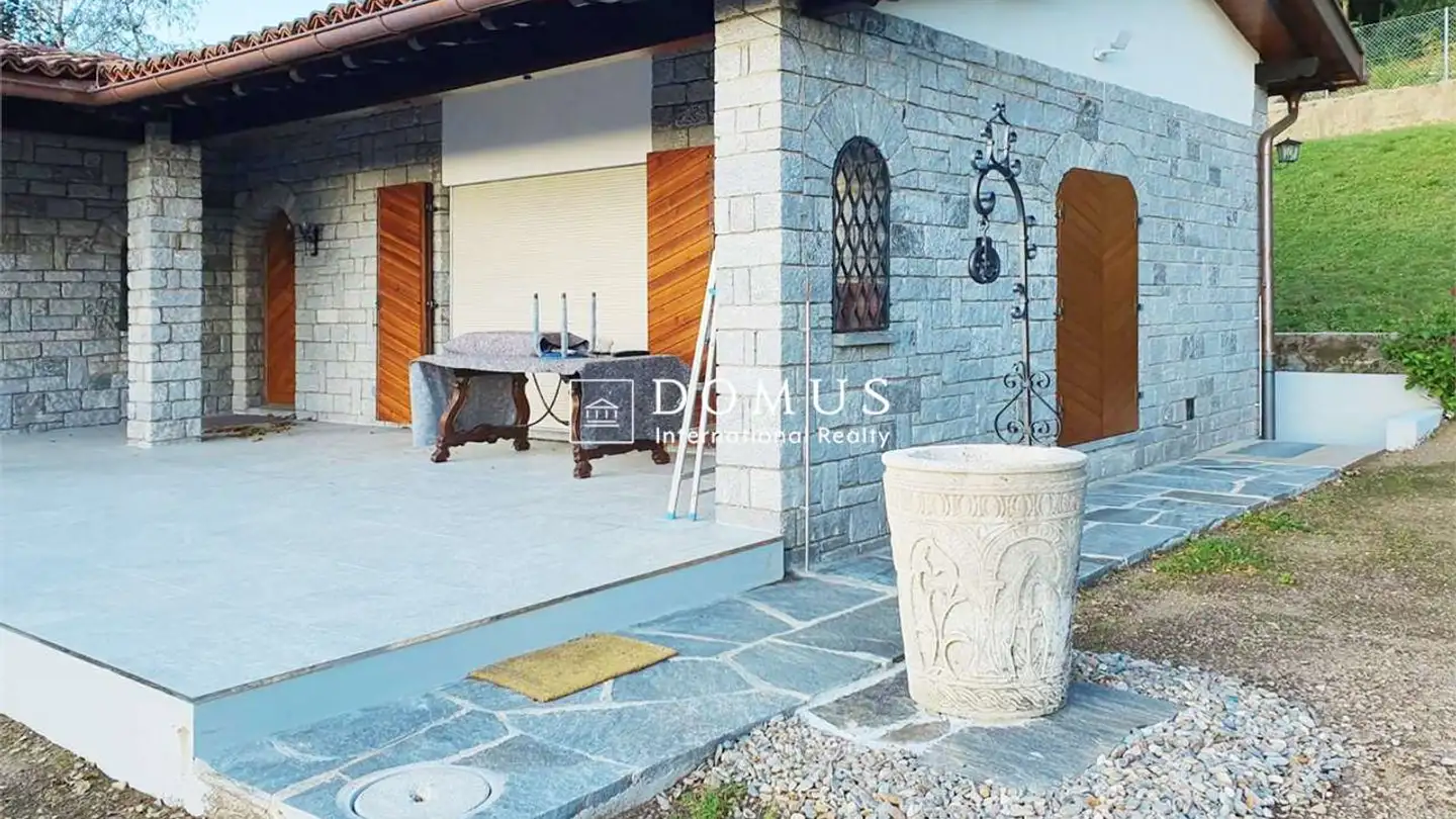Villa for sale - 6956 Lopagno