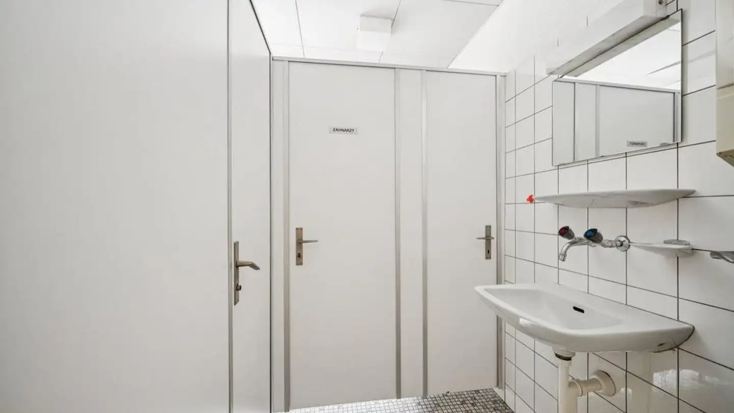 Bureau à louer - Weiningerstrasse 48, 8103 Unterengstringen - Photo 2