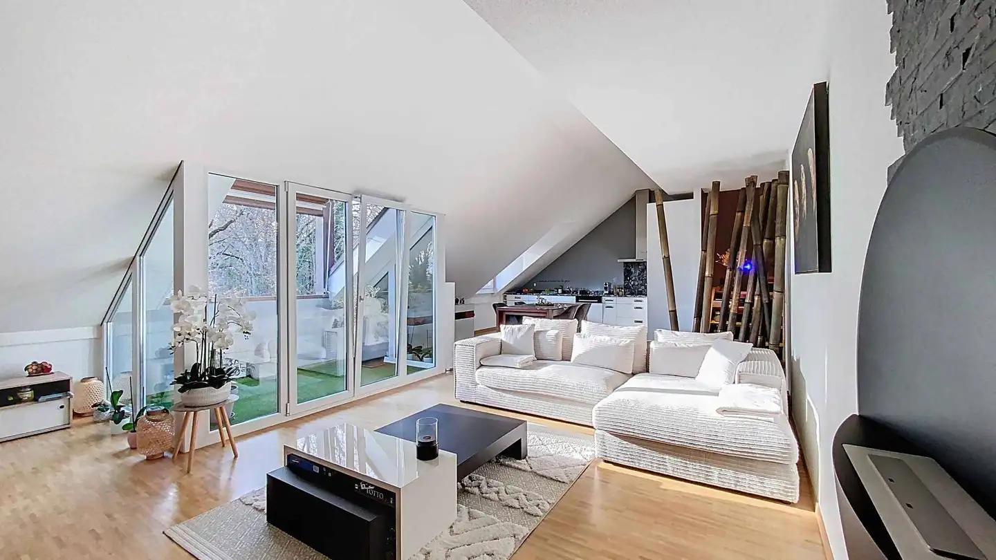 Apartment for sale - 1267 Vich