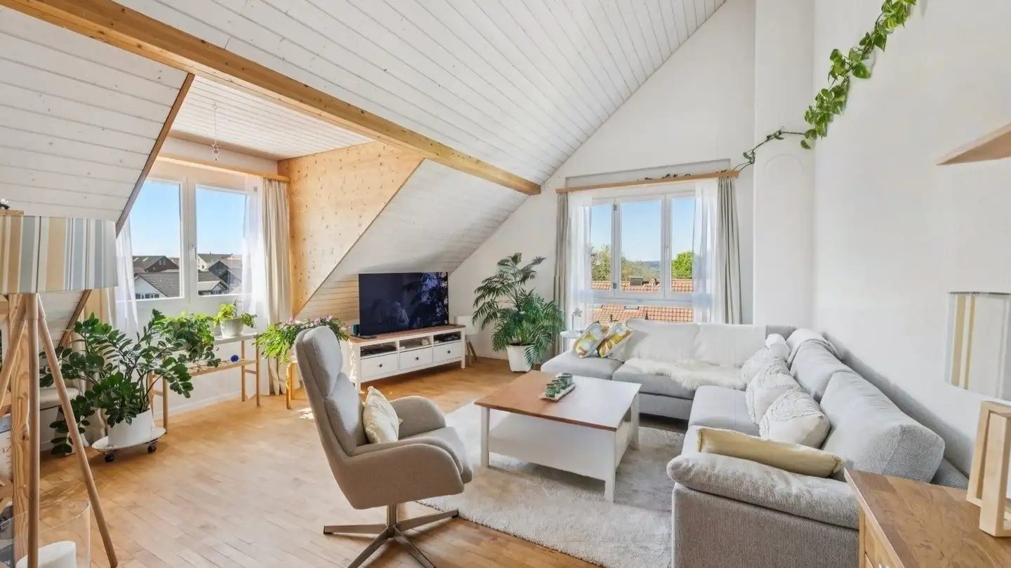 Attique à vendre - Dorfstrasse 1b, 5453 Remetschwil