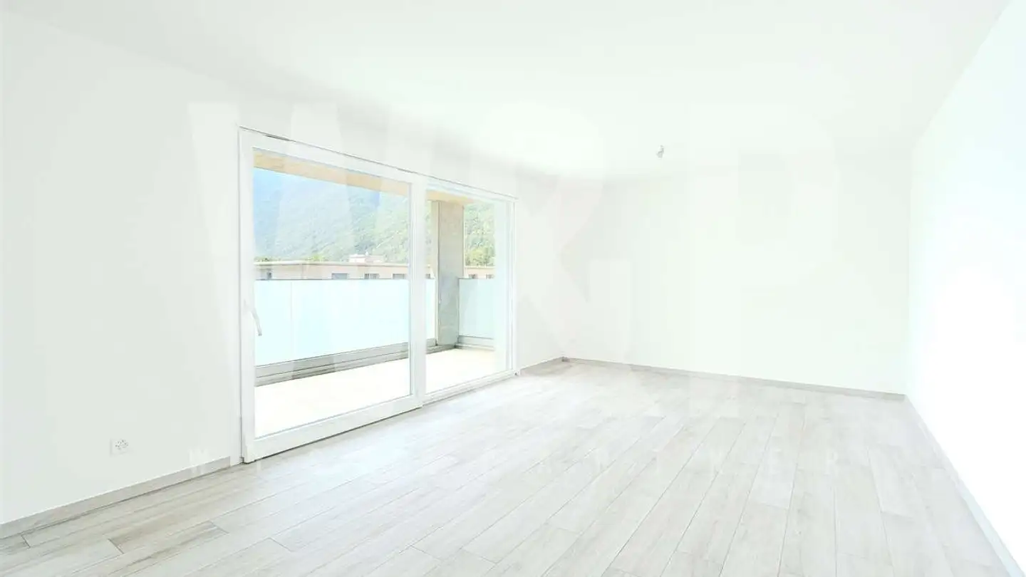 Appartamento in affitto - Via Industrie Sud 11, 6703 Osogna - Photo 2