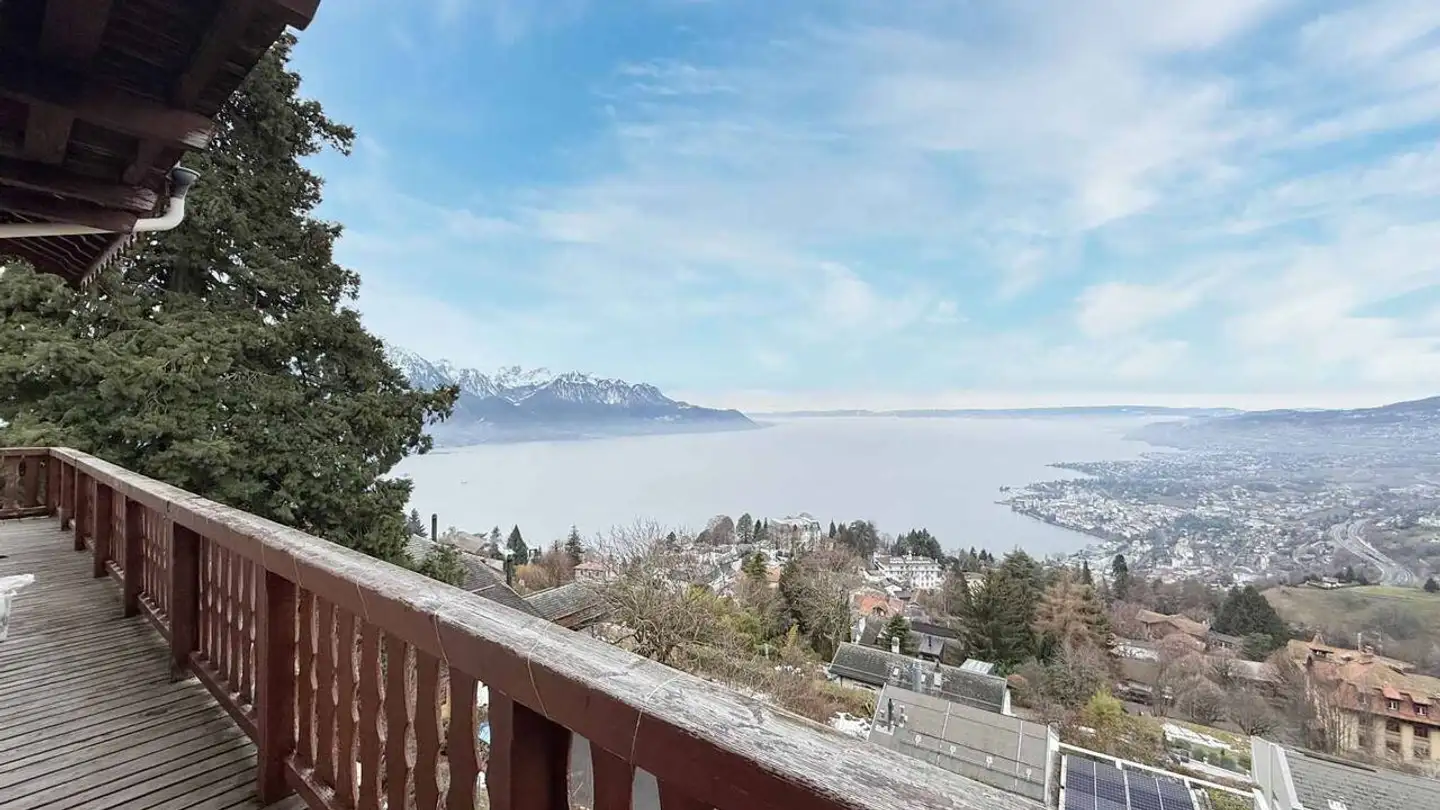 Residential building for sale - 1823 Glion