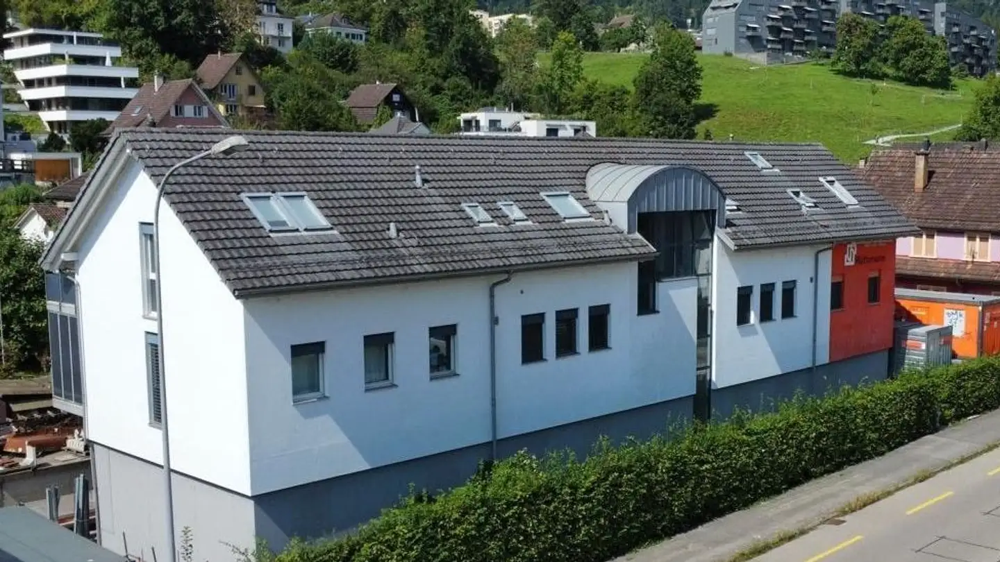 Mischgenutztes Gebäude kaufen - Mittelstrasse 1, 8134 Adliswil