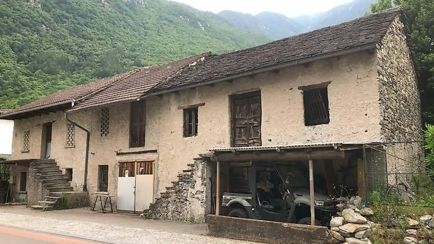 Terrain constructible à vendre - 6533 Lumino - Photo 4