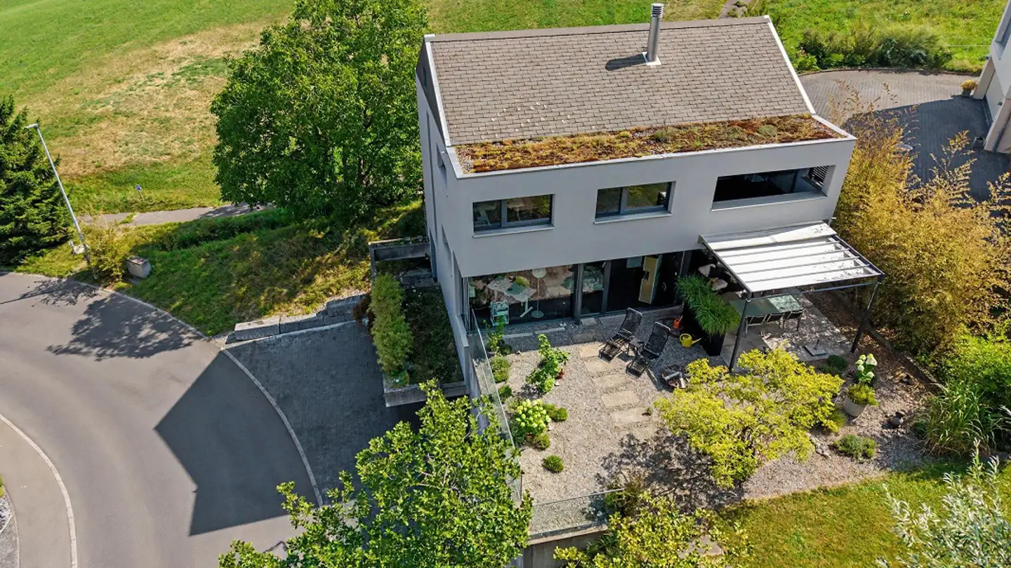 Single house for sale - 6038 Gisikon