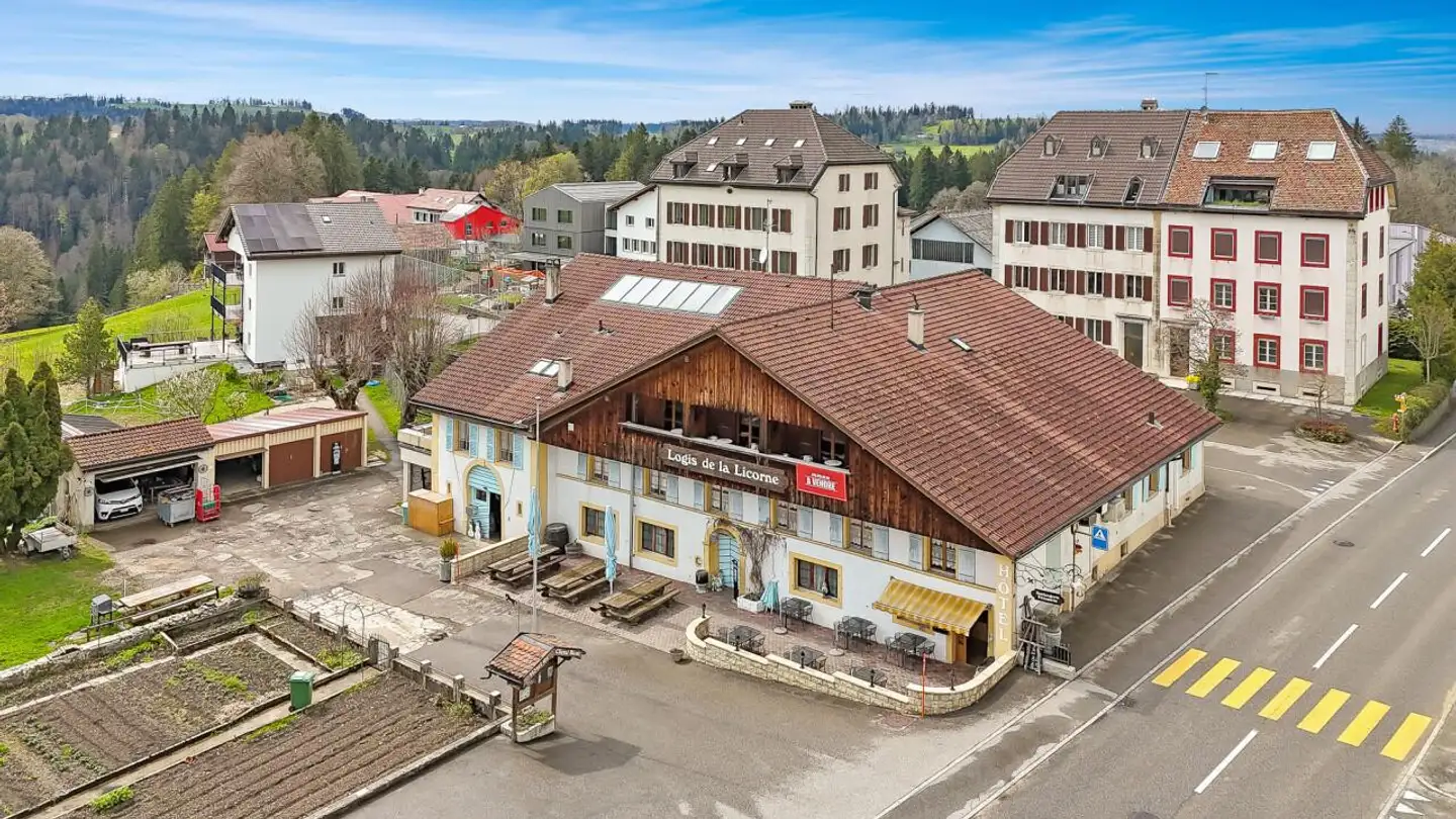 Edificio ad uso misto in vendita - 2333 La Ferrière - Foto 2