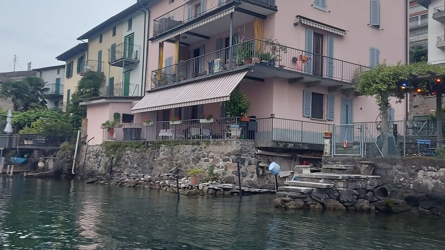 Apartment for rent - Lungolago Pietro Roncaioli 40, 6827 Brusino Arsizio