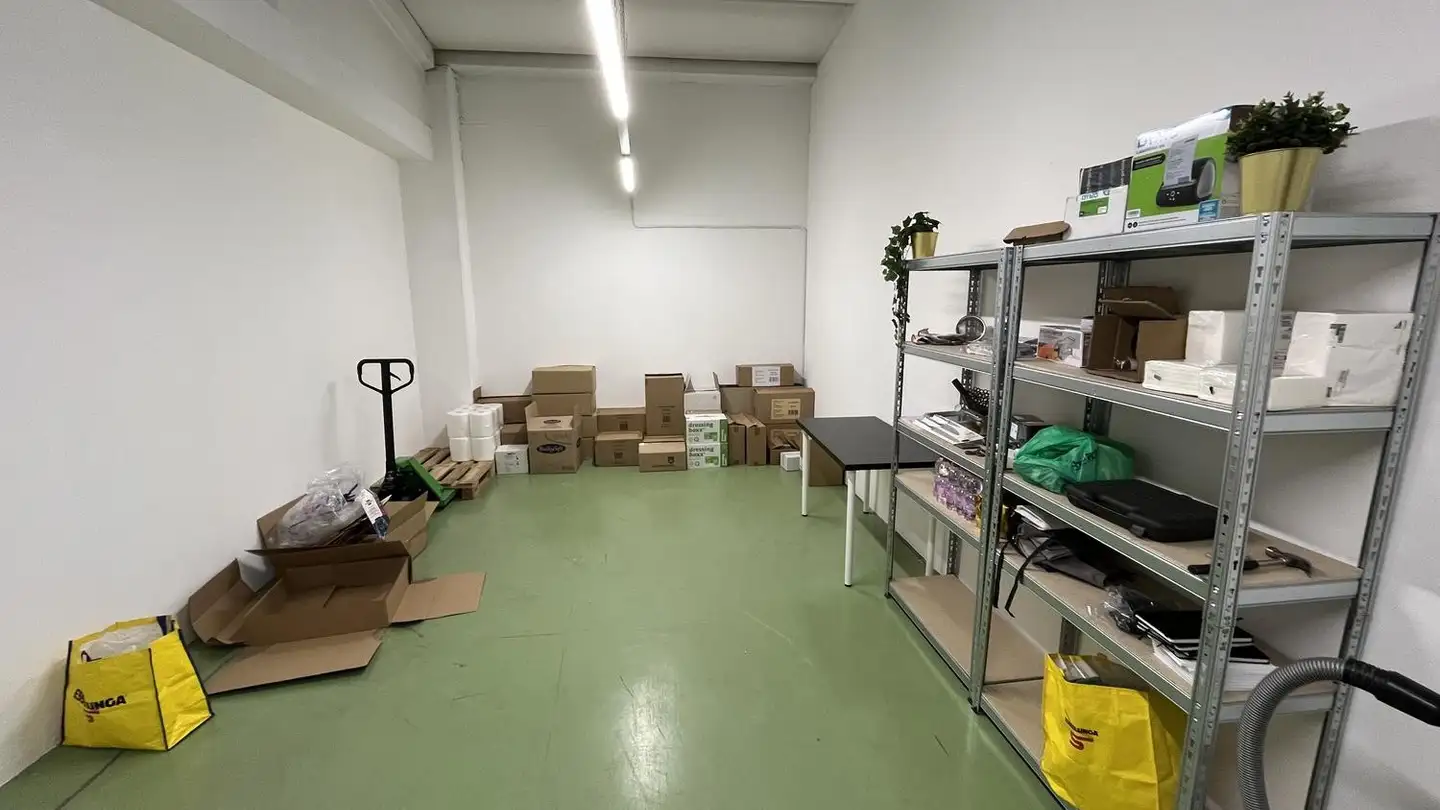 Gewerbe mieten - Via Industria 30c, 6814 Lamone