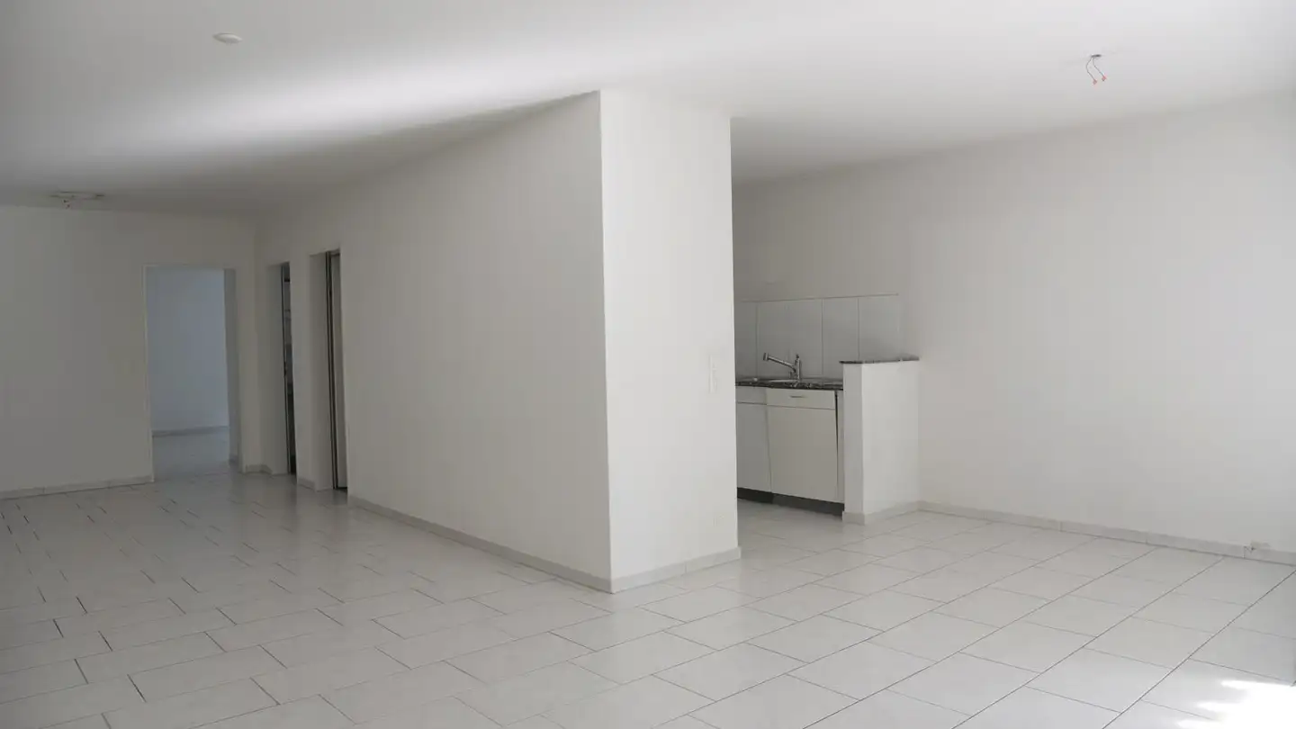 Apartment for rent - Hochfelderstrasse 17b, 8173 Neerach - Photo 3