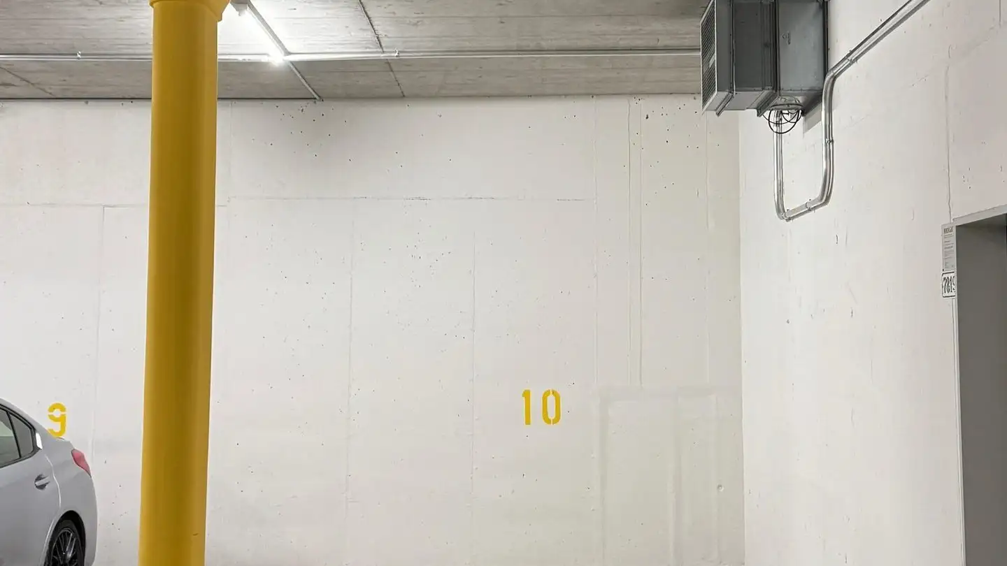 Place de parking souterraine à louer - Untere Vogelsangstrasse 87, 8400 Winterthur