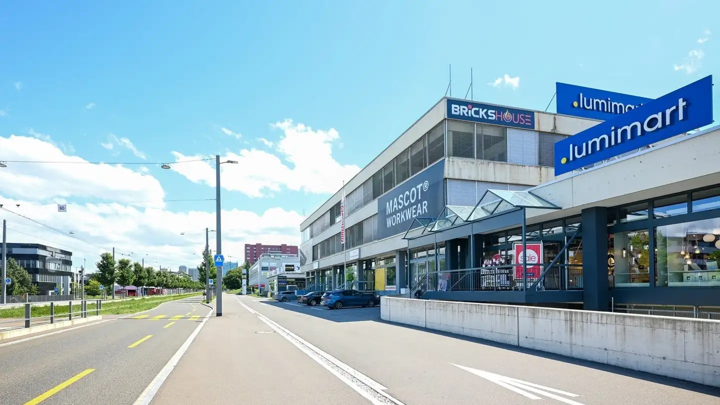 Storage space for rent - Güterstrasse 11, 8957 Spreitenbach