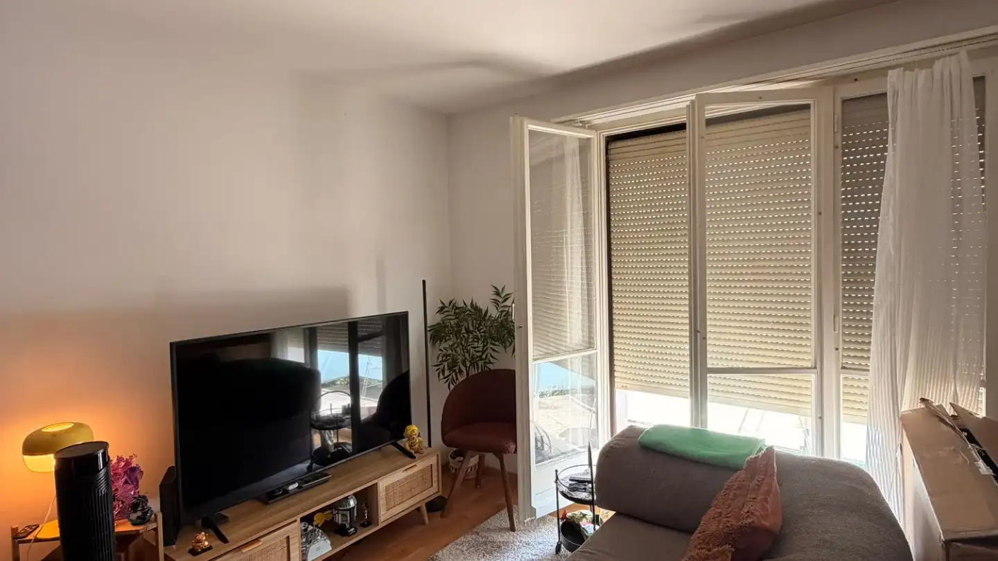 Appartement à louer - Hauptstrasse 46, 8632 Tann