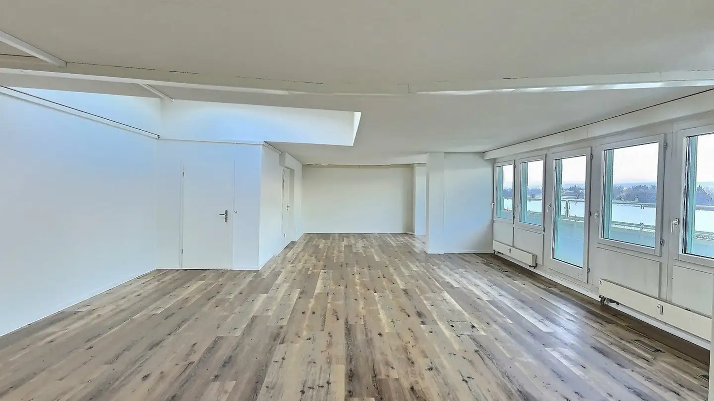 Office space for rent - Bruggacherstrasse 24, 8117 Fällanden
