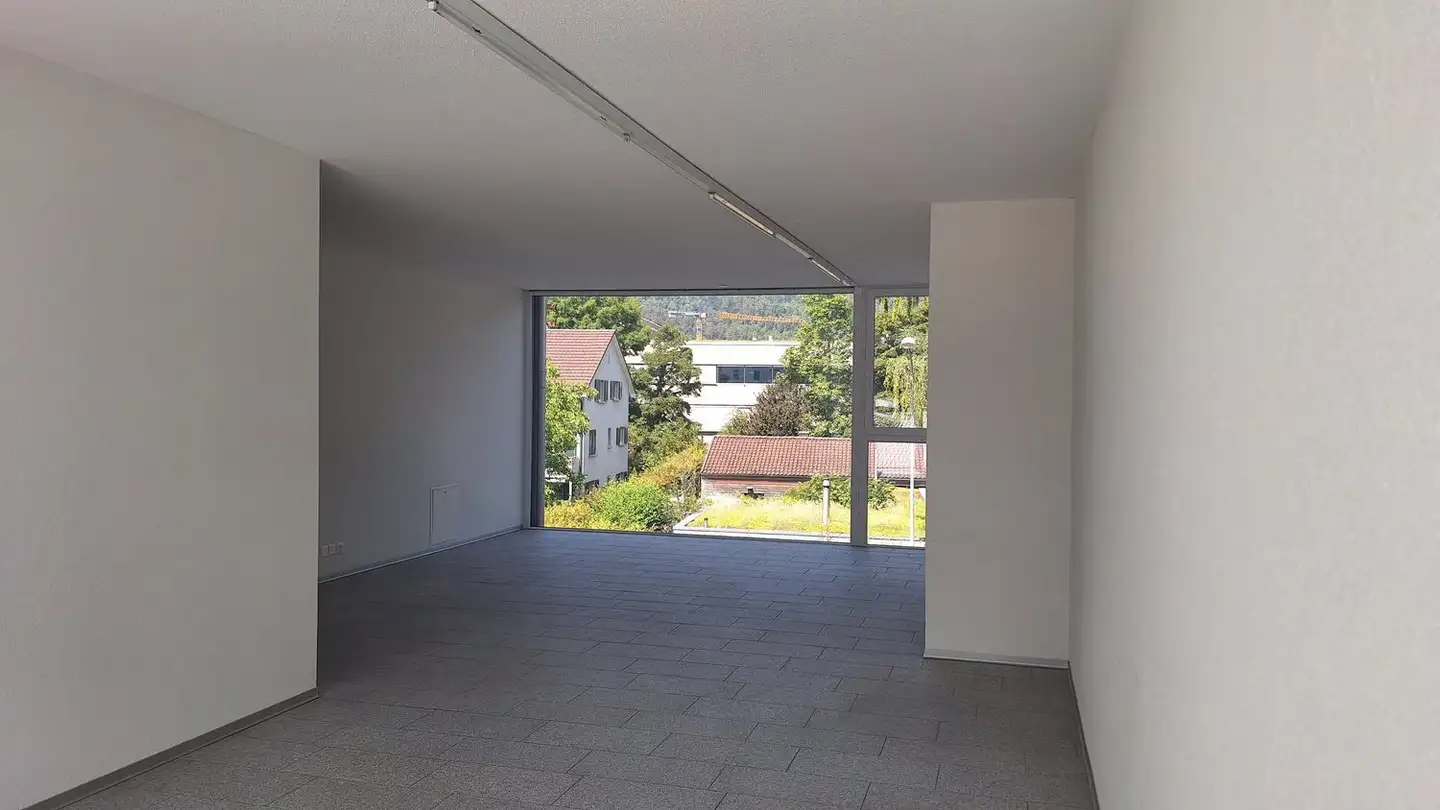 Gewerbe mieten - Gurnigelstrasse 36, 2560 Nidau - Foto 2