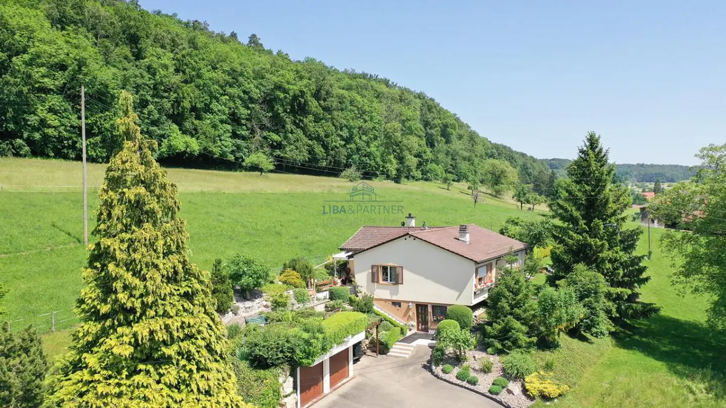 Casa singola in vendita - Herrenmattweg 12, 4146 Hochwald