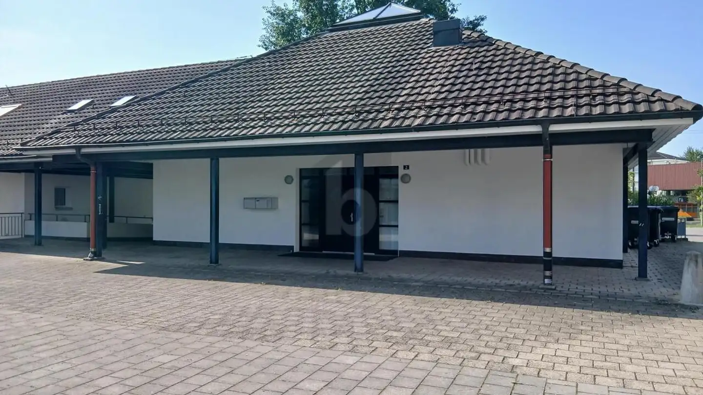 Geschäft mieten - 8603 Schwerzenbach
