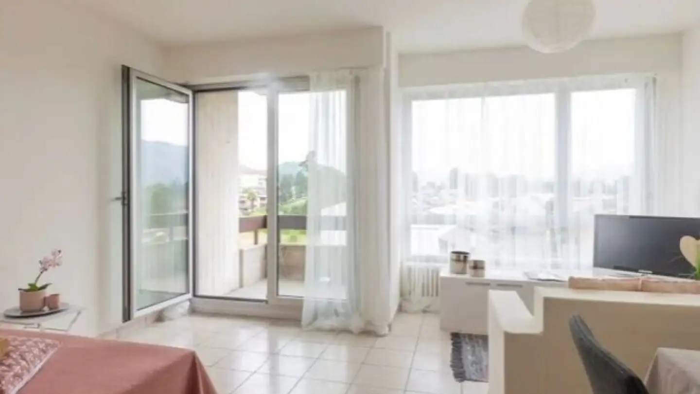 Appartement à louer - Via Stazione 51, 6987 Caslano - Photo 2