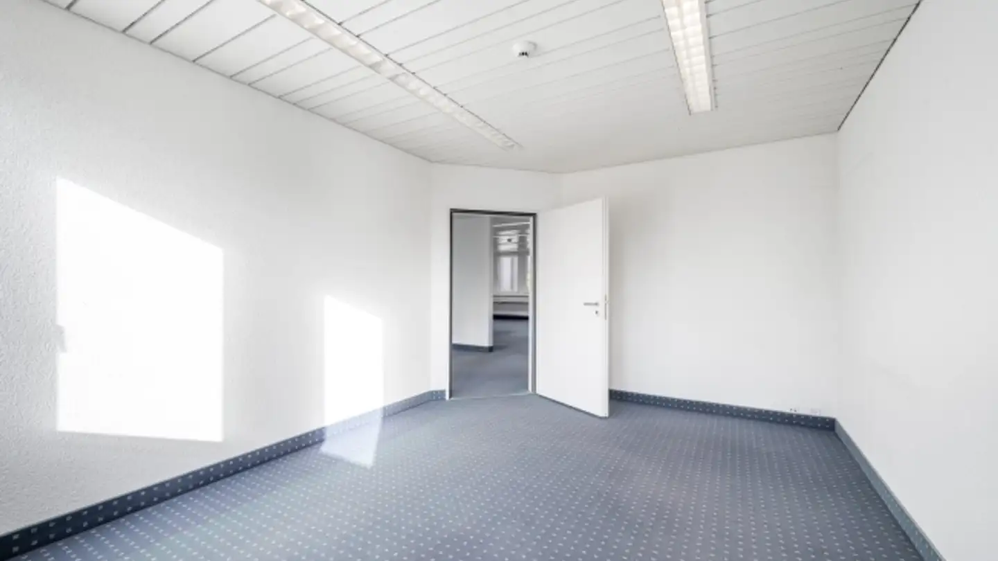 Office space for rent - Bahnhofstrasse 3, 8965 Berikon - Photo 4