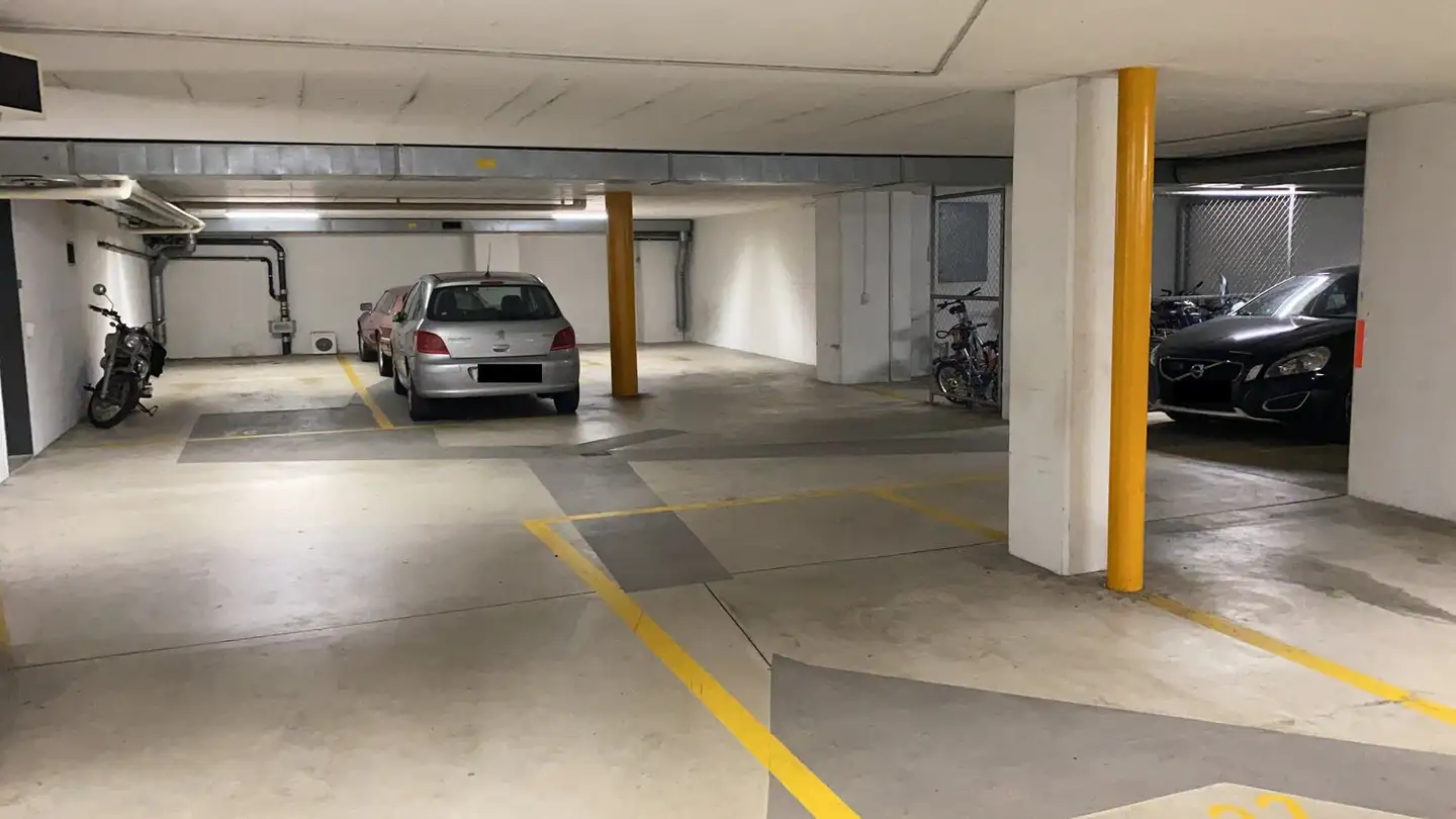 Tiefgaragenstellplatz mieten - Schaffhauserstrasse, 8006 Zürich - Foto 3