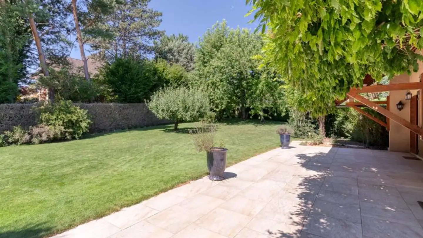 Semi-detached house for sale - 1276 Gingins