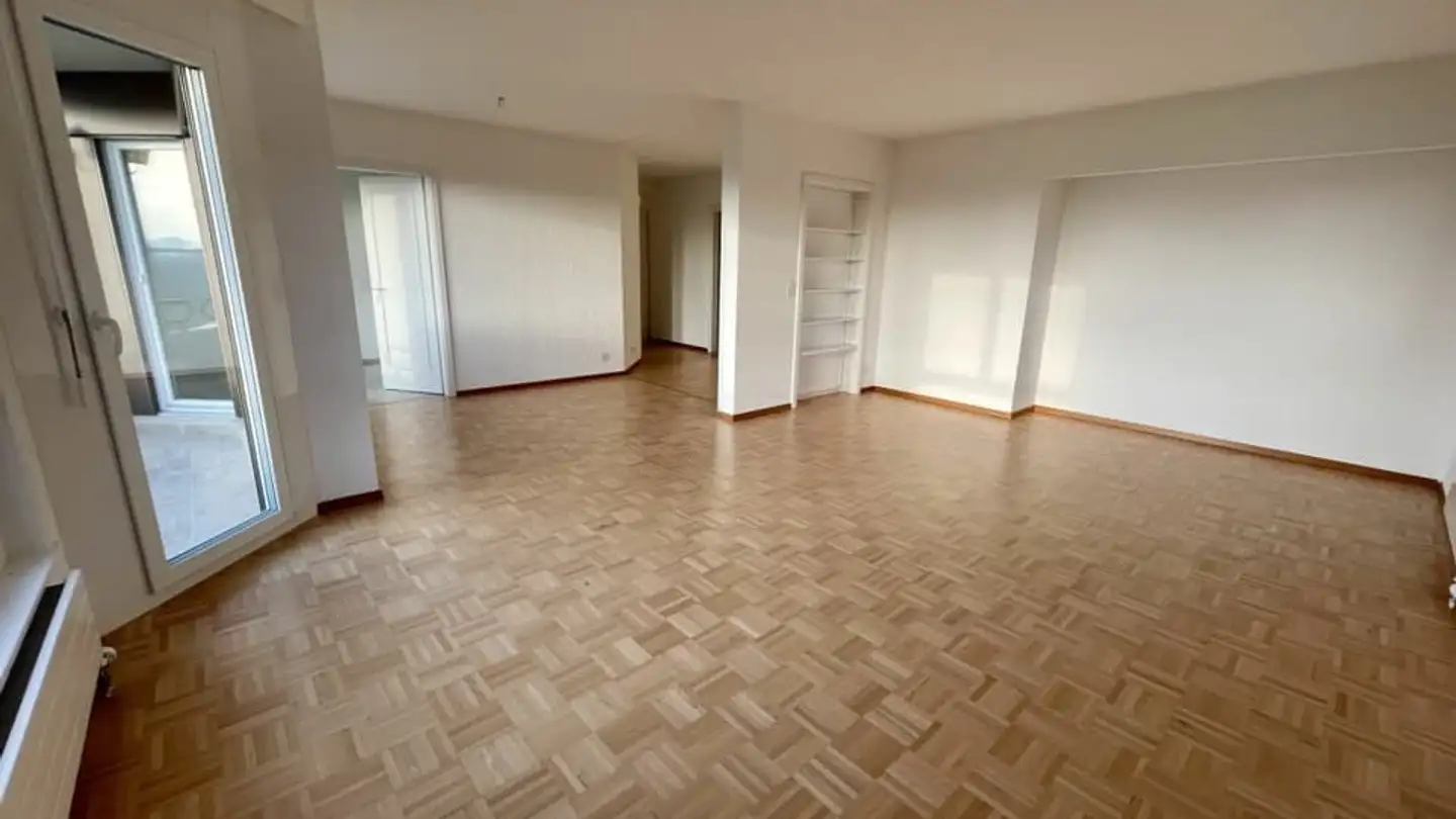 Appartement à louer - Avenue Pierre-De-Savoie 49a, 1400 Yverdon-les-Bains - Photo 2