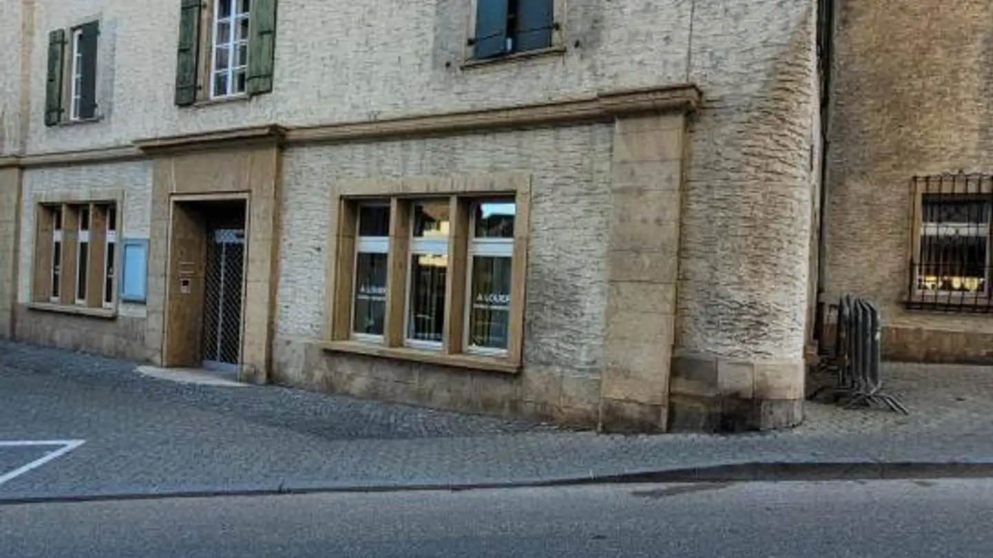 Portico in affitto - Rue Centrale, 1350 Orbe - Photo 2