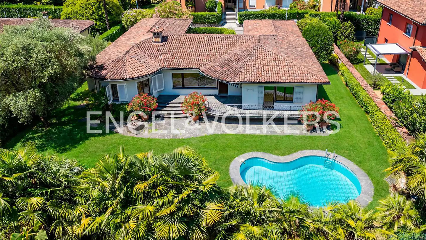 Single house for sale - 6612 Ascona