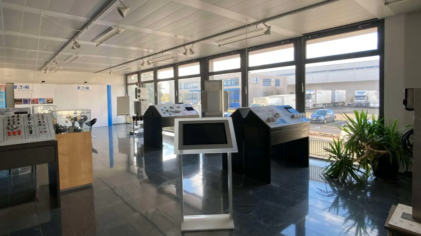 Office space for rent - Im Langhag 14, 8307 Effretikon