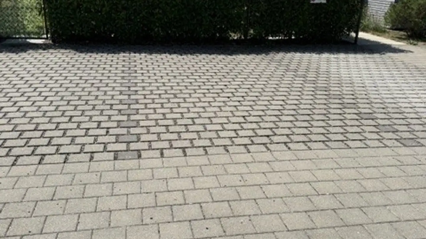 Place de parking extérieure à louer - Torggelstrasse, 8265 Mammern