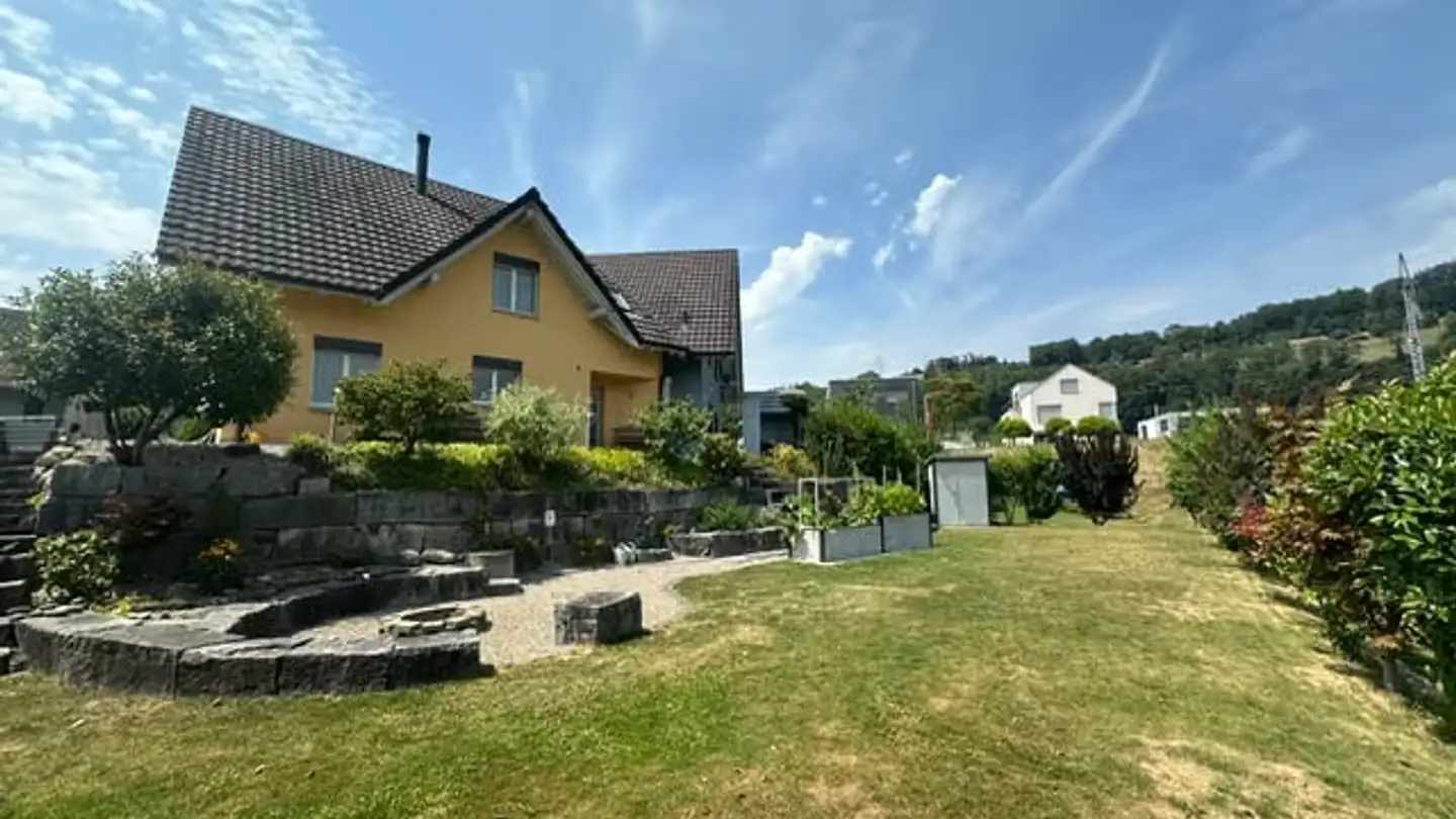 Casa singola in affitto - Büttenstrasse 4, 8733 Eschenbach SG