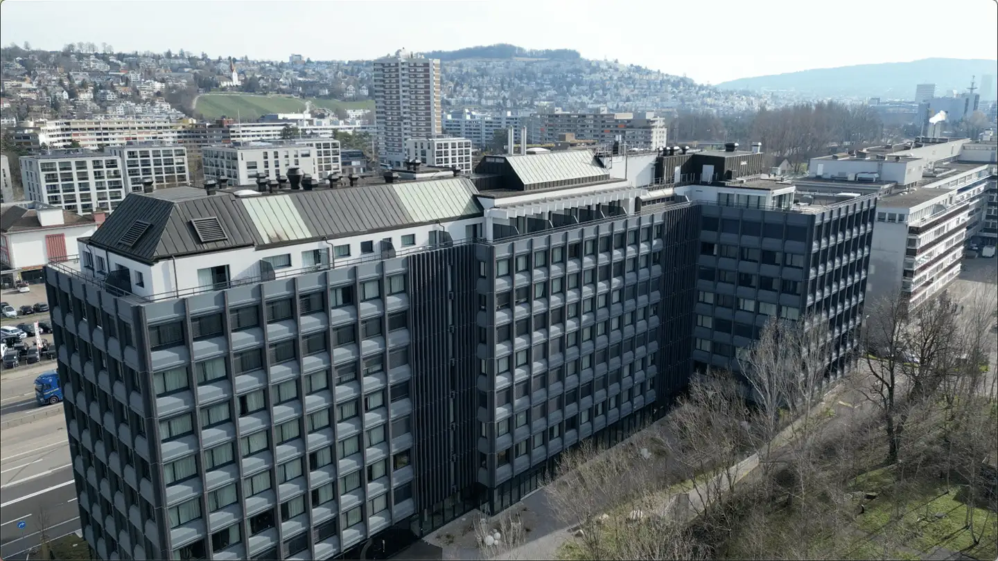 Parcheggio sotterraneo in affitto - Bernerstrasse Süd 167, 8048 Zürich - Foto 2