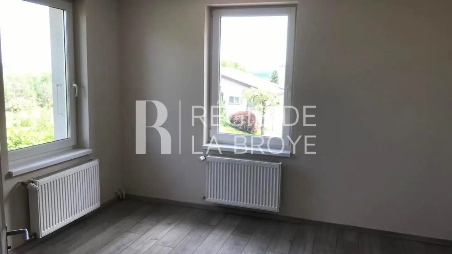 Appartement à louer - Place Du Village, 1586 Vallamand - Photo 4