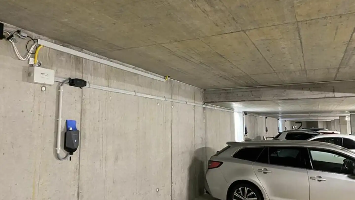 Place de parking extérieure à louer - Grundstrasse, 9502 Braunau - Photo 3