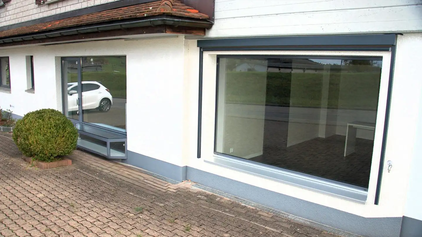 Commerciale in affitto - Bahnhofstrasse 6, 8862 Schübelbach - Photo 3