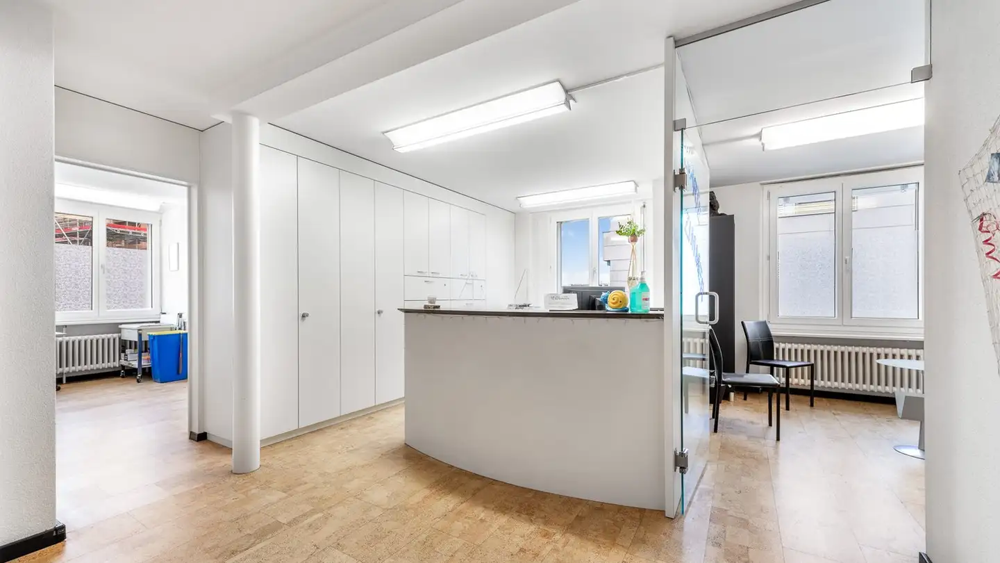 Studio medico in affitto - Zentralstrasse 21, 5610 Wohlen AG - Foto 2