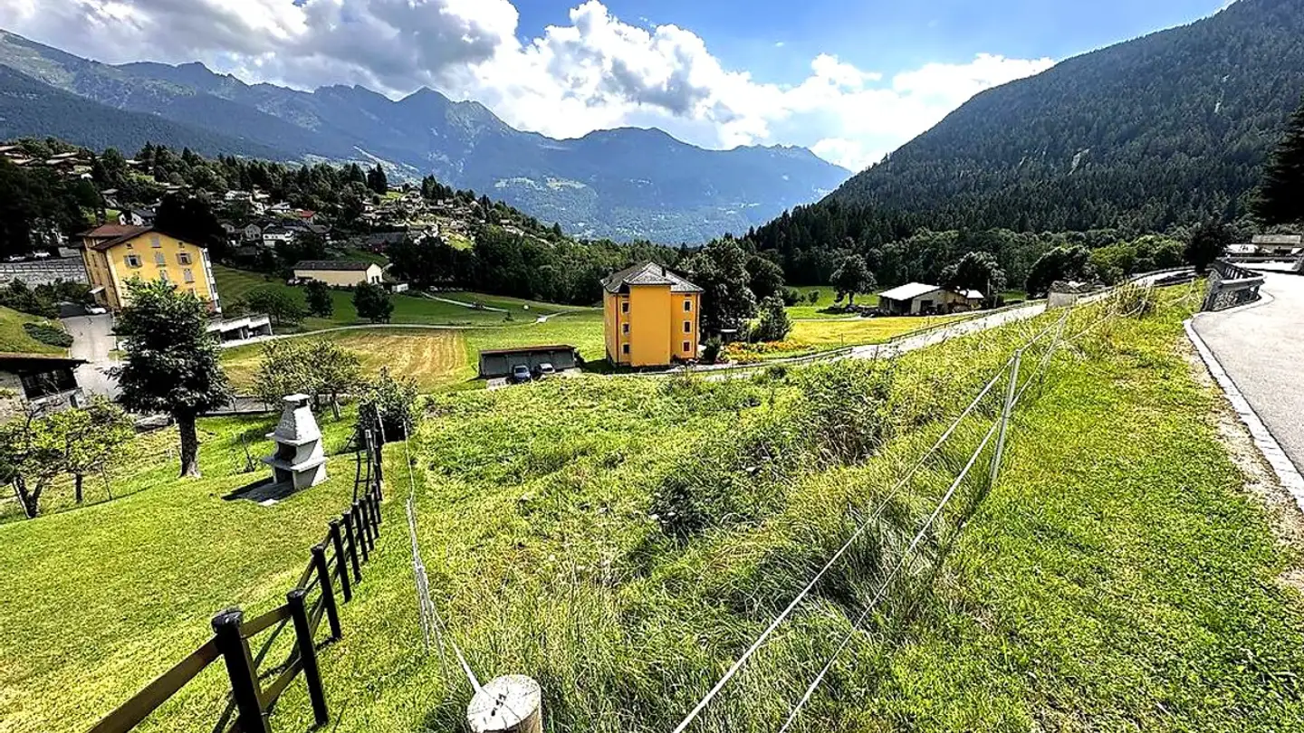 Constructible plot for sale - 6774 Dalpe