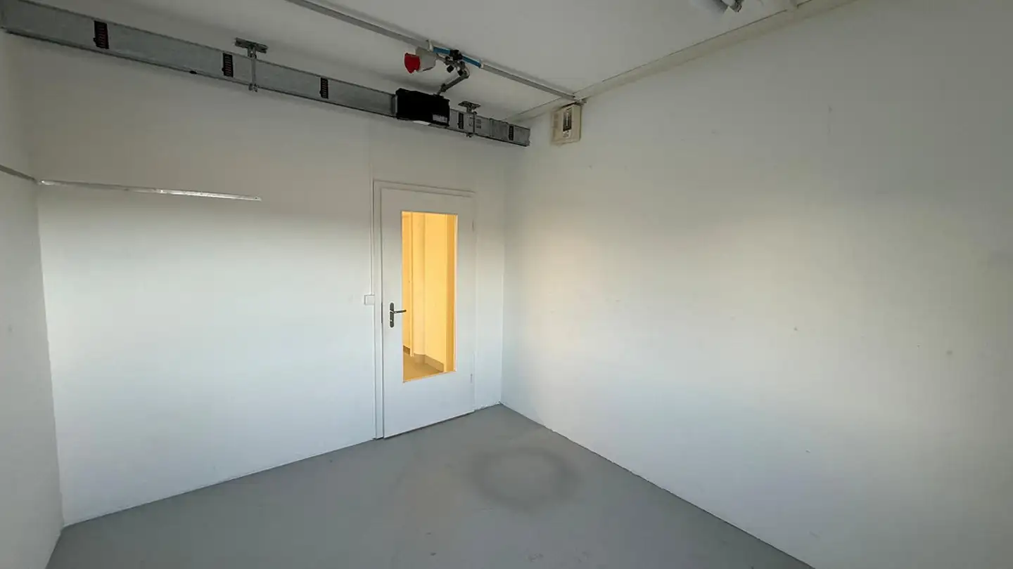 Office space for rent - Geissbüelstrasse 15, 8604 Volketswil - Photo 3