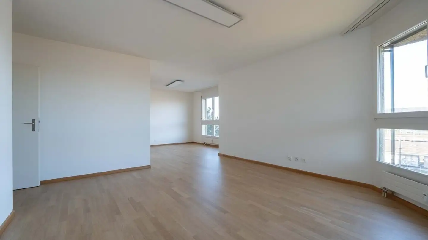 Apartment for rent - Bahnhofstrasse 60, 4132 Muttenz - Photo 4