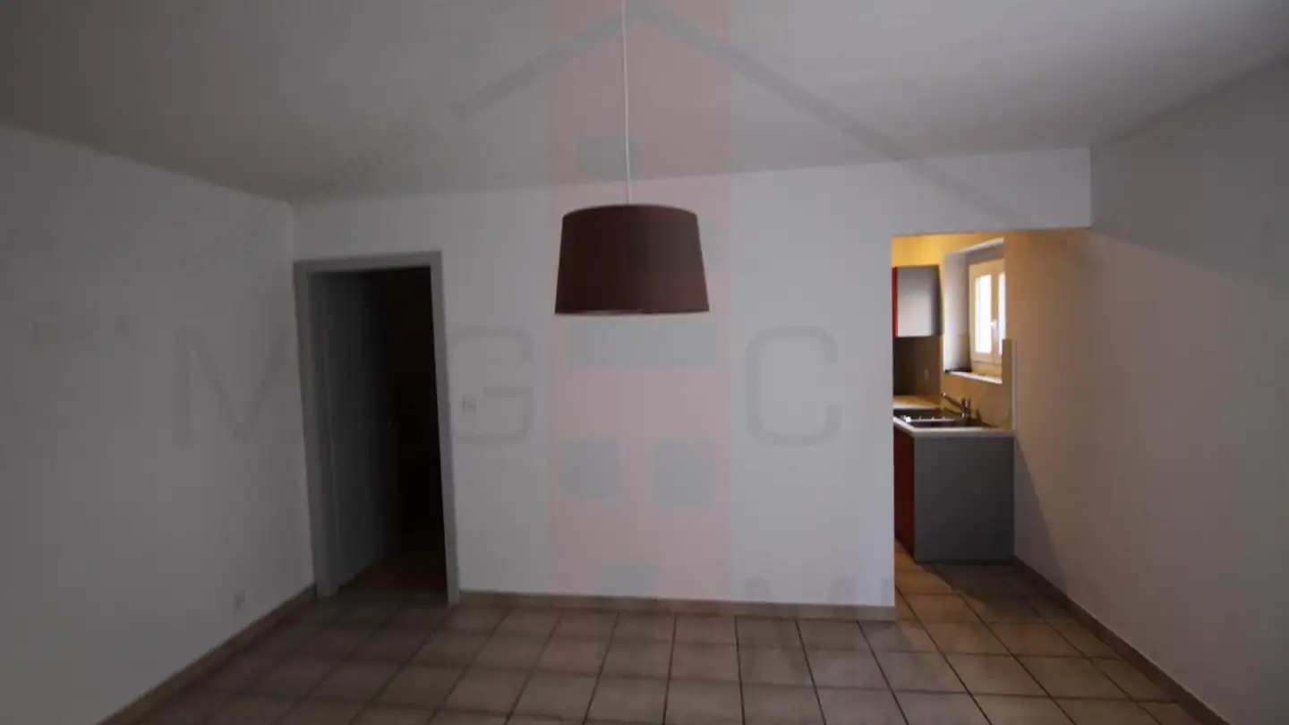 Edificio ad uso misto in vendita - 2902 Fontenais - Photo 3