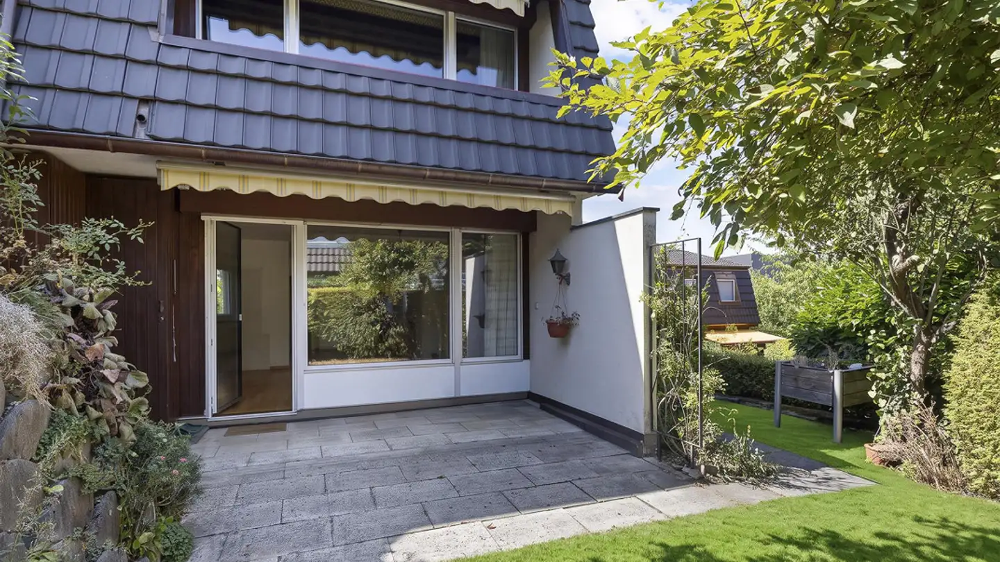 Semi-detached house for sale - Herrenweg 46d, 4123 Allschwil