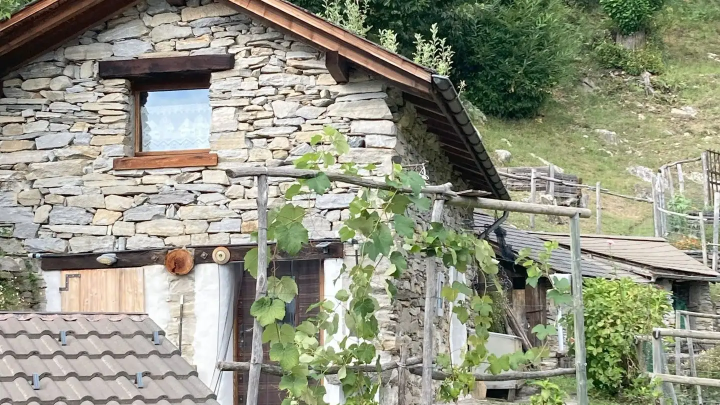 Haus kaufen - Sponda, 6632 Vogorno