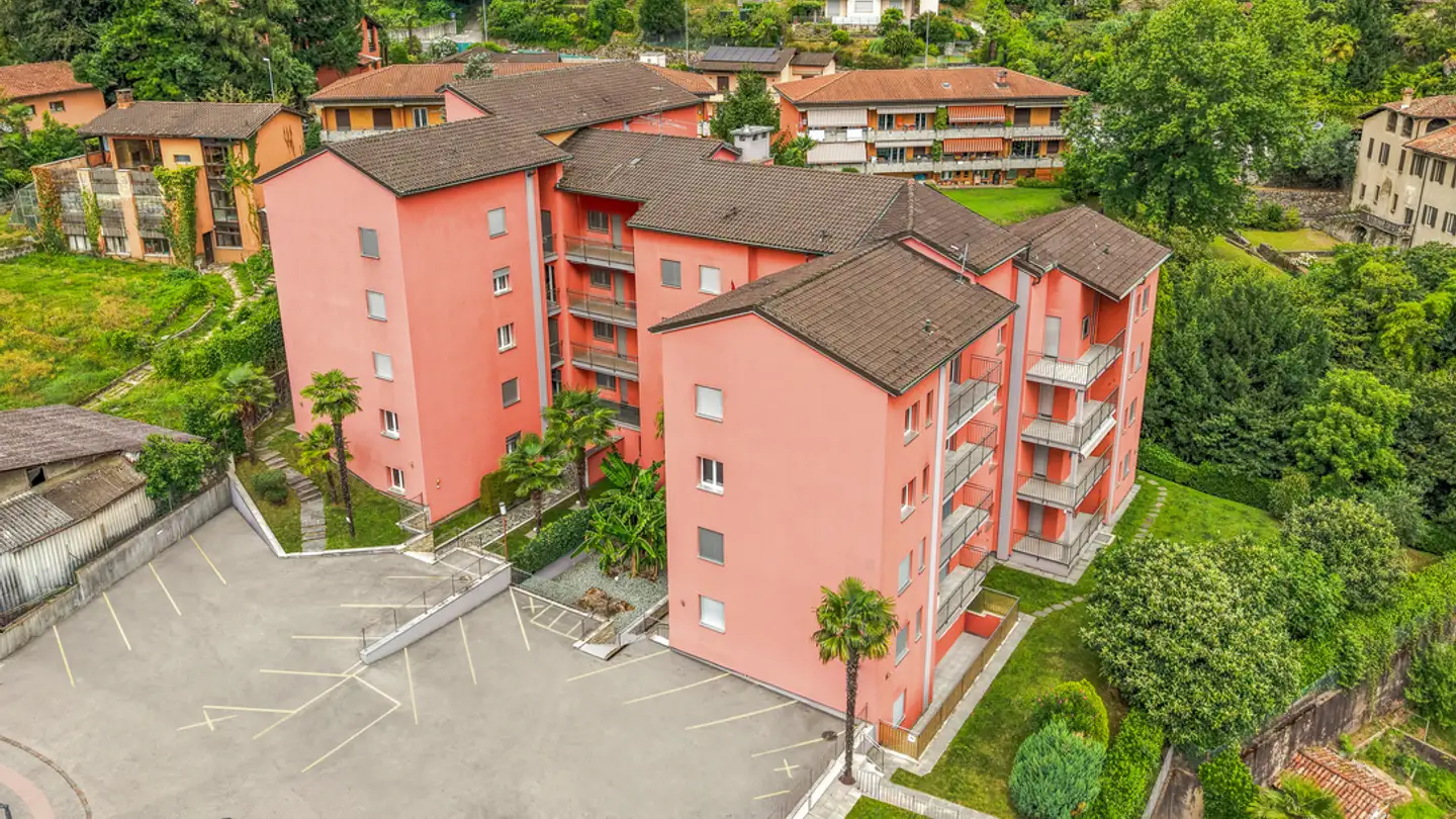 Parcheggio esterno in affitto - Via Sasselli 31, 6982 Agno