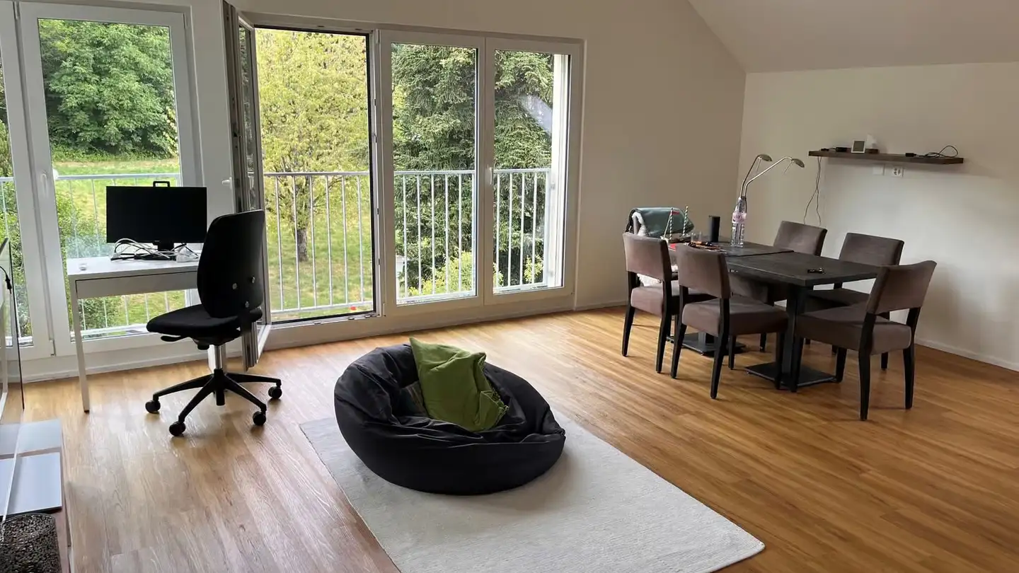 Dachgeschosswohnung mieten - Im Leeacher 8, 8132 Hinteregg