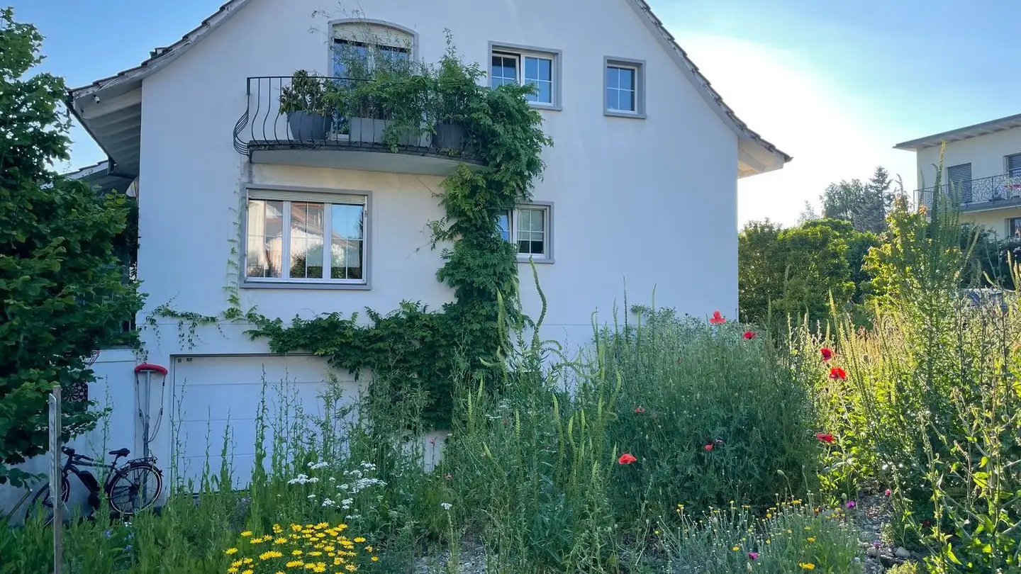 Semi-detached house for rent - Burgersriedstrasse 1, 2555 Brügg BE