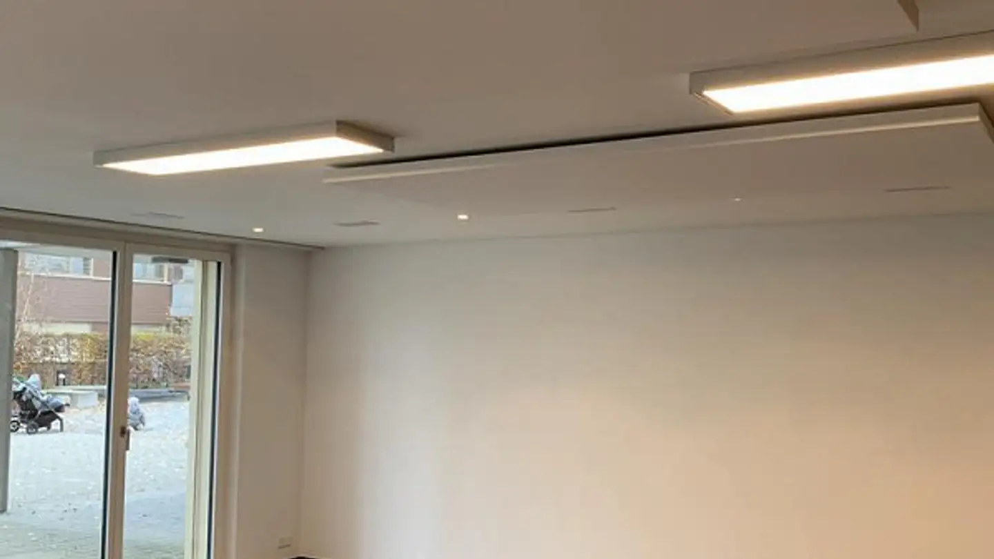 Spazio ufficio in affitto - Zürcherstrasse 84a, 8852 Altendorf - Photo 2