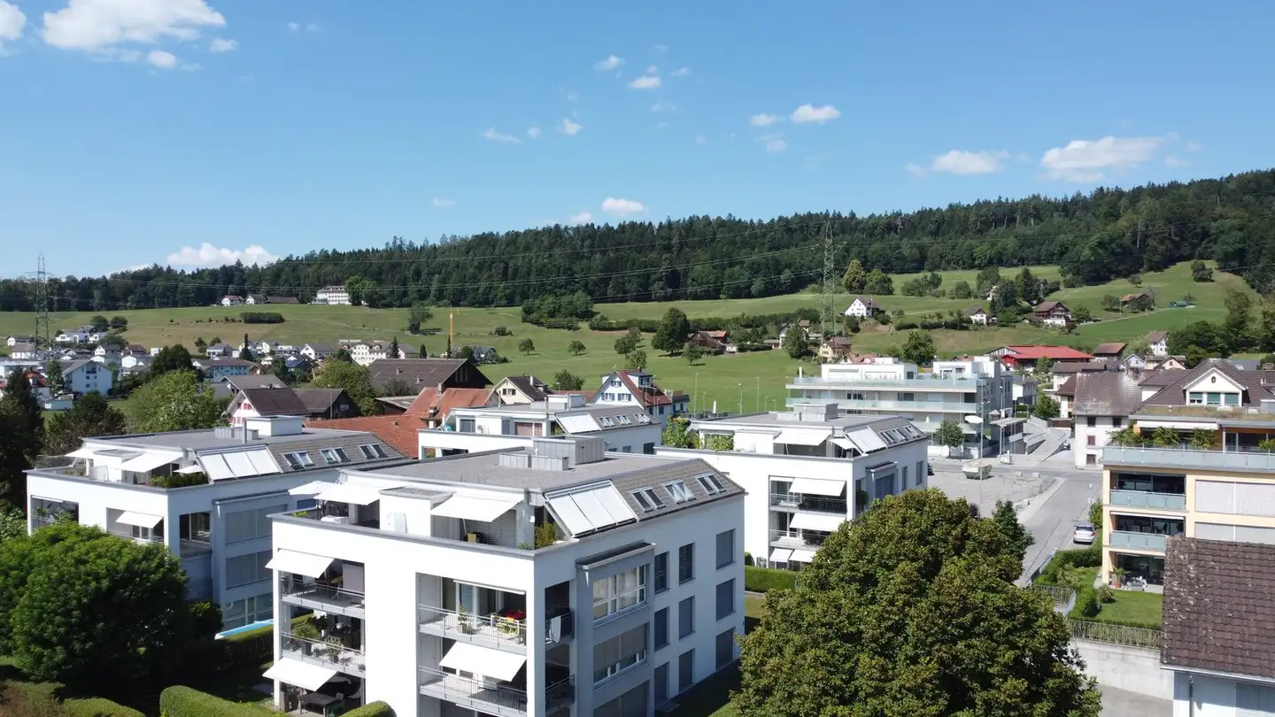 Attique à louer - Hirschwiese 4a, 8730 Uznach