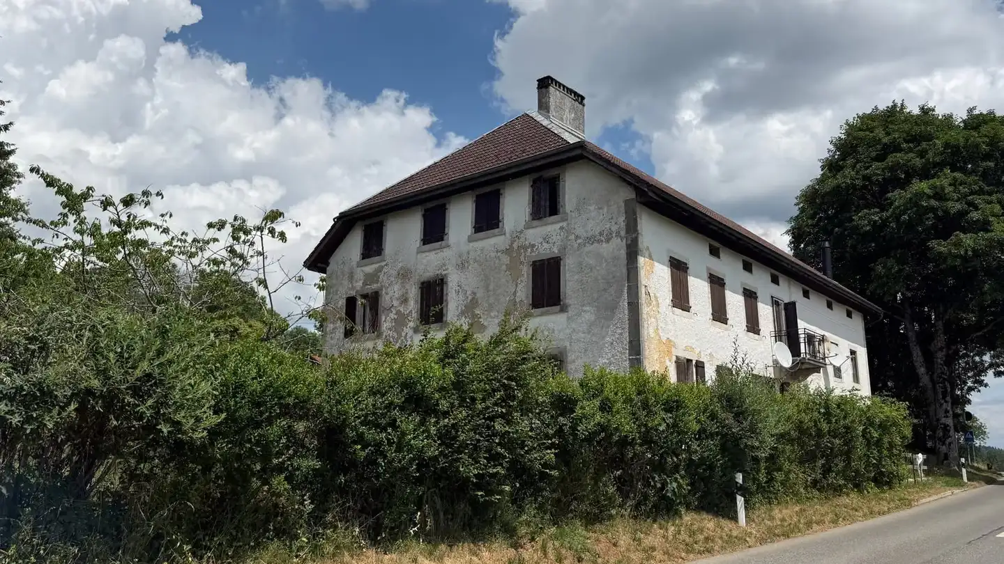 Residential building for sale - 2116 Mont-de-Buttes