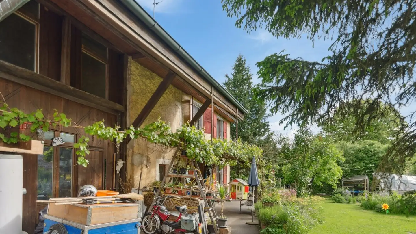Row house for sale - 2944 Bonfol