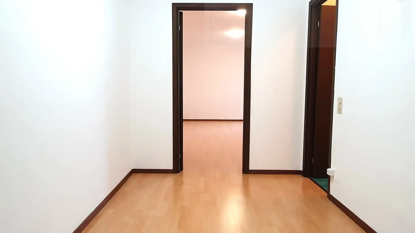 Spazio ufficio in affitto - Corso San Gottardo 54, 6830 Chiasso - Foto 3