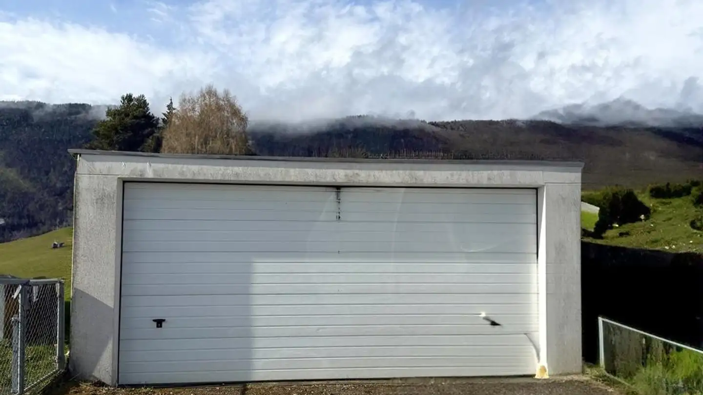 Single garage for sale - 2553 Safnern